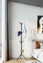 Porte manteau sur pied noir avec finition blanche