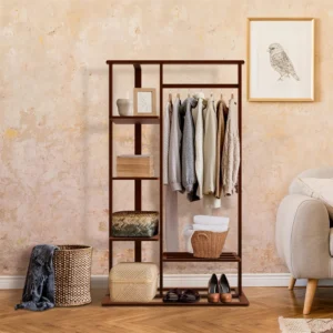 Porte manteau en bois foncé élégant et fonctionnel