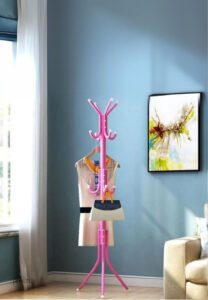 Porte manteau perroquet rose sur pied avec 9 crochets