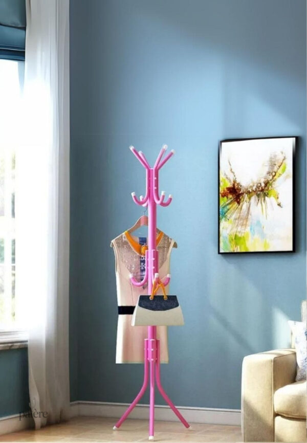 Porte manteau perroquet rose sur pied avec 9 crochets