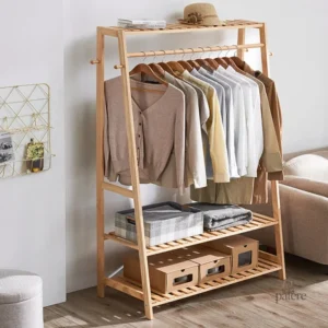 Porte manteau en bambou design épuré