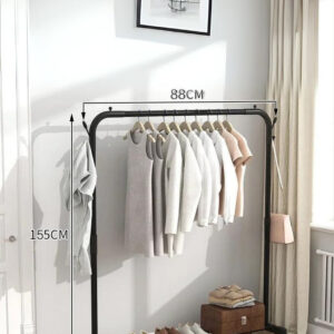 Meuble porte-manteau et chaussures sur roulette