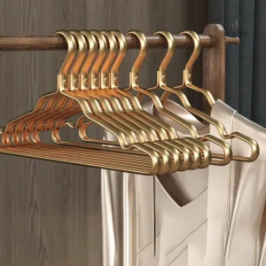 Cintres Premium Lot de 5 pour un rangement élégant