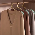 Cintres Premium, ensemble de 5 pour un dressing organisé