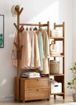 Meuble porte-manteau en bois foncé 80 cm fermé