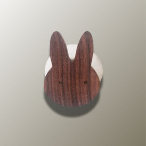 Porte-manteau enfant en bois motif lapin