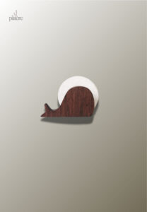 Porte manteau enfant en bois en forme de baleine