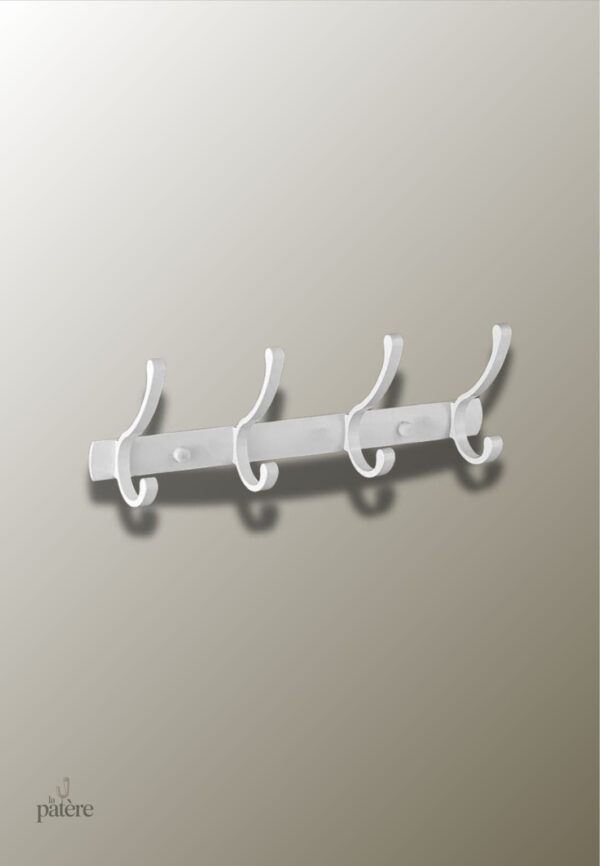 door-with-metal-on-the-wall-of-the-bathroom-hook-arrangem-pzffj7-1 Porte manteau mural 4 crochets Virgule blanc