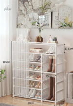 Meuble porte manteau et chaussures blanc avec rideaux
