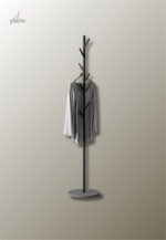 Porte manteau design arbre noir sur support gris élégant