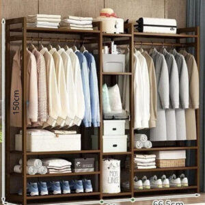 Meuble porte-manteau et chaussures en bois aéré