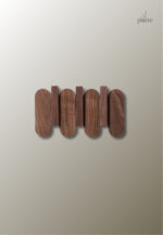 Porte manteau mural design en bois avec 3 crochets ronds