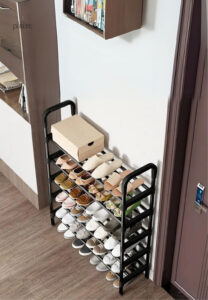 Organisateur de chaussures et porte-manteau pratique et moderne