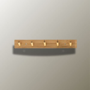 Porte manteau mural en bois avec 5 picots pratiques