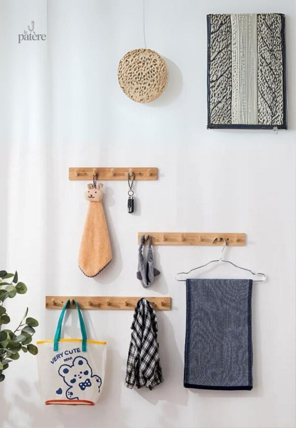 Porte manteau mural en bois, rangement élégant et fonctionnel