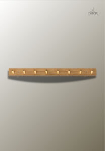 Porte manteau mural en bois avec 8 picots pratiques