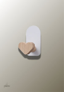 Patère porte manteau Cœur en bois pour enfant