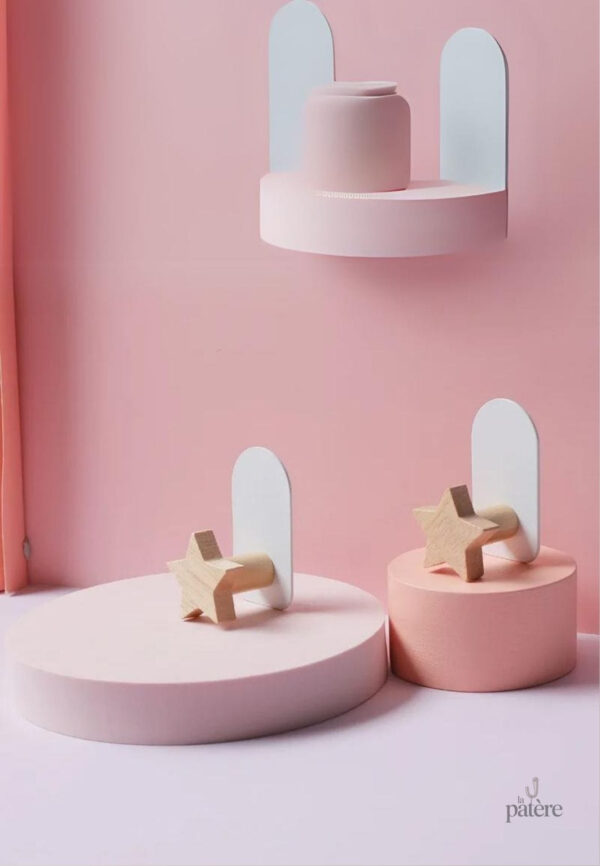 Porte manteau enfant design rose pour chambre d'enfant