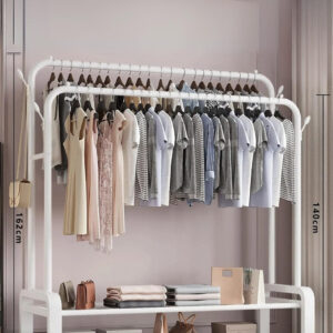 Meuble porte manteau et chaussures sur roulettes blanches