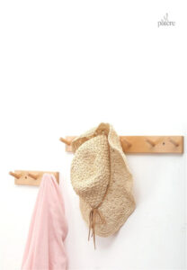 Porte manteau bois design mural avec 4 crochets