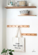 Porte manteau bois mural pratique pour rangement et organisation