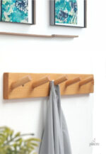 Porte manteau mural en bois à 5 branches