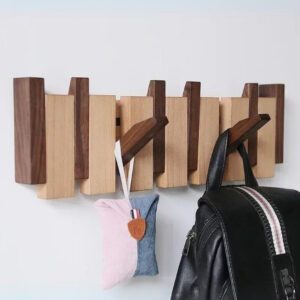 Porte manteau design en bois avec six crochets décoratifs