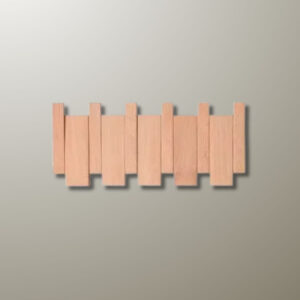 Porte manteau mural en bois clair avec 4 patères design