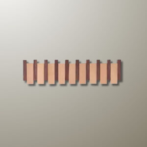 Porte manteau mural design en bois avec 8 patères