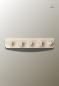 Porte manteau mural artisanal 5 Points en bois
